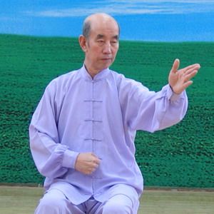 Daoyin Yangsheng Gong Sentado para Mejorar las Funciones del Corazón